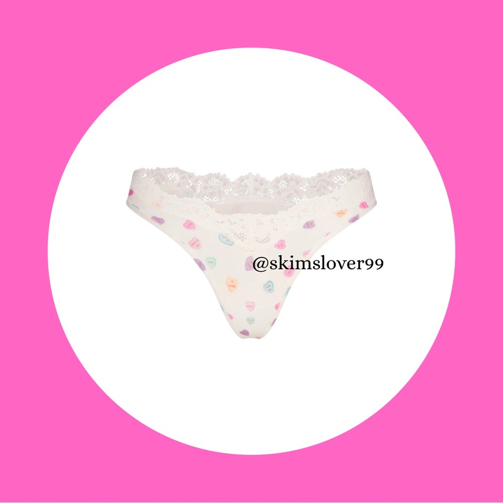 SKIMS - Fits Everybody Lace Dipped Thong